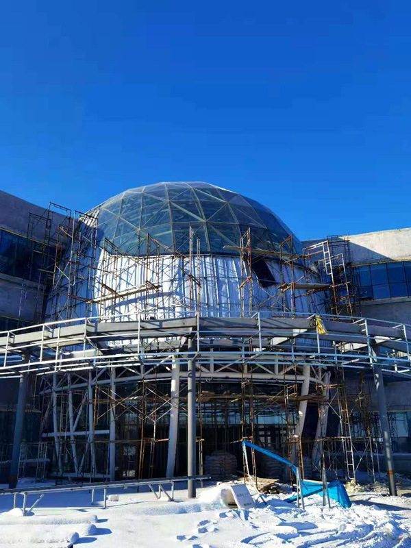 哈尔滨儿童医院采光顶玻璃工程（建设中）
